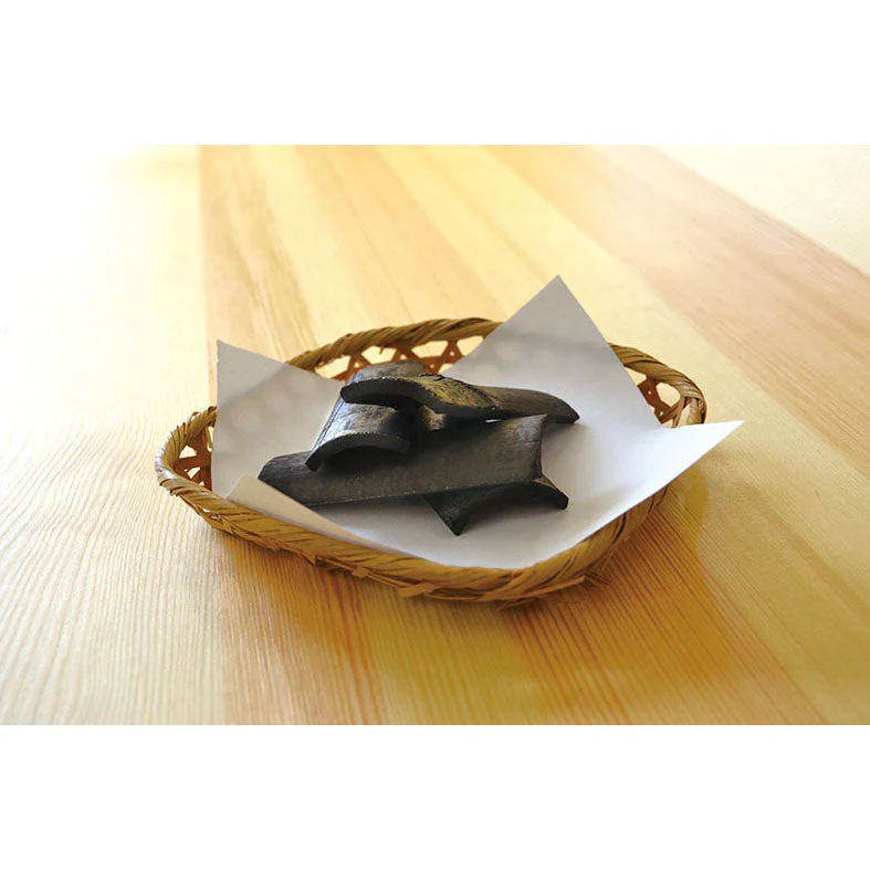Kokubo Dehumidifying Deodorizing Bamboo Charcoal Bags For Drawers & Closets 160 g 2pcs - Image 4