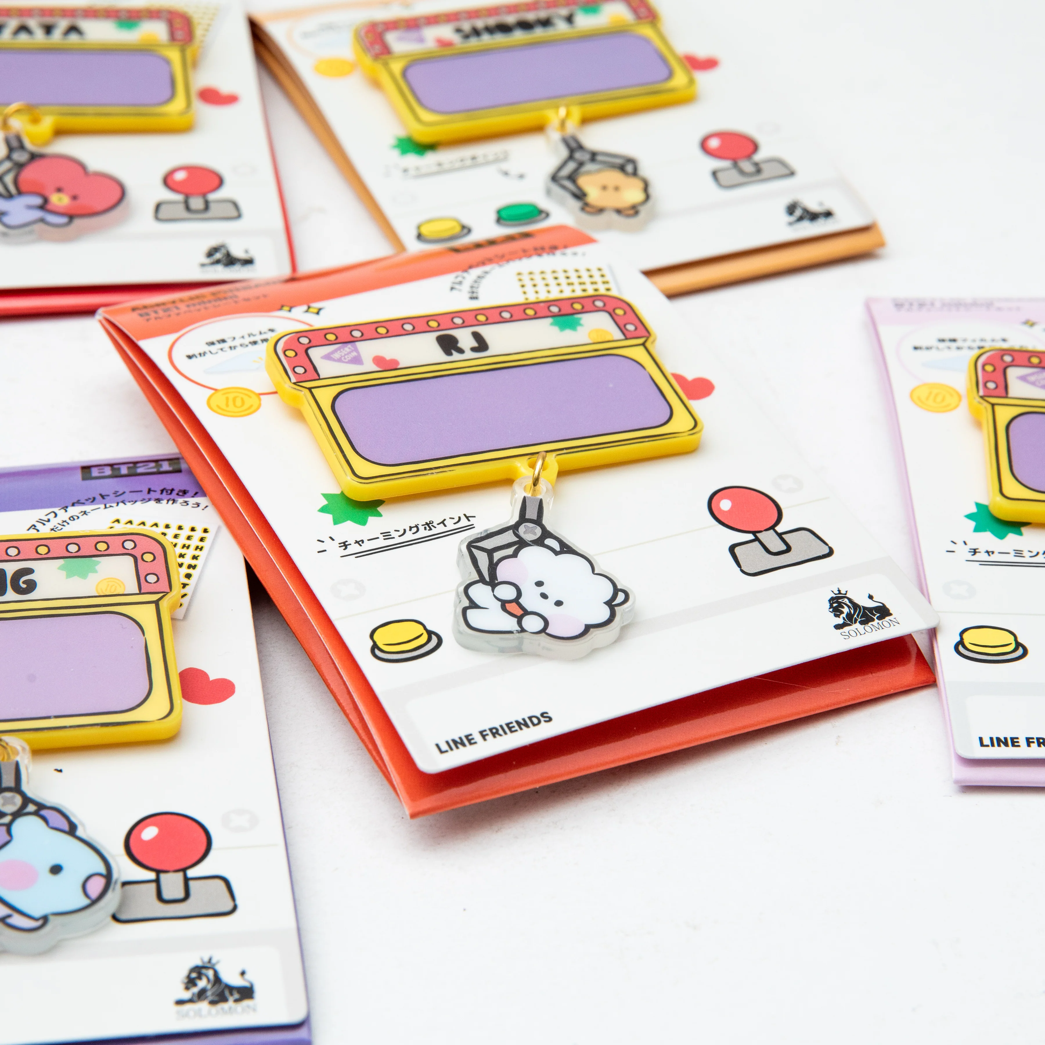 BT21 Minini Pin Badge with Letters - Image 3