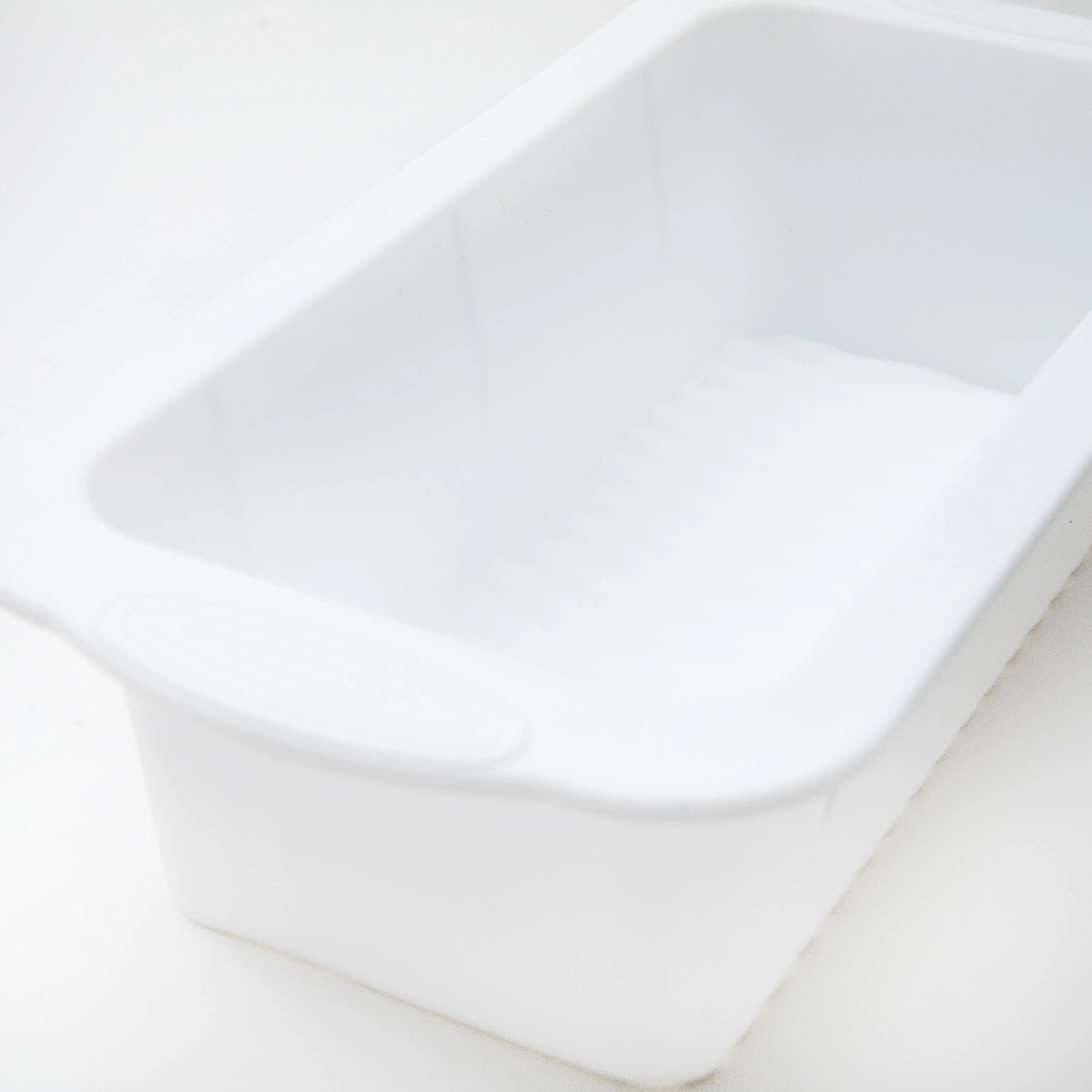 Silicone Oven Safe Rectangular Cake Mould - Image 3