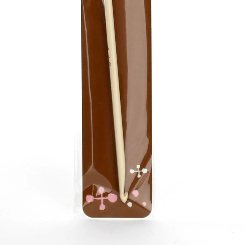 #4 and #6 Double-Ended Bamboo Crochet Hook - Image 3
