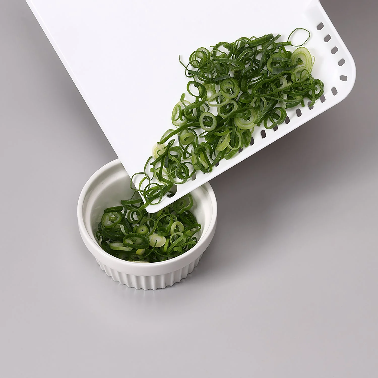 Mini Guard-On-a-Corner Cutting Board - Image 4