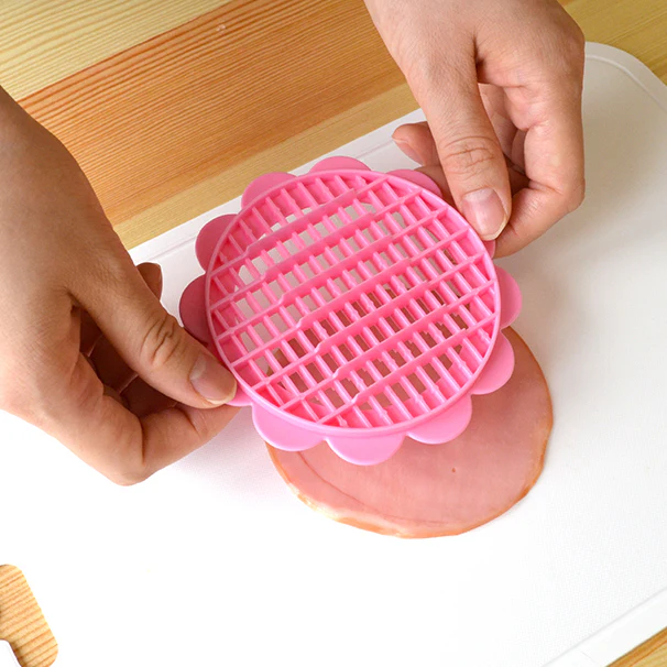 Kokubo Food Cutter (Pink) - Image 3
