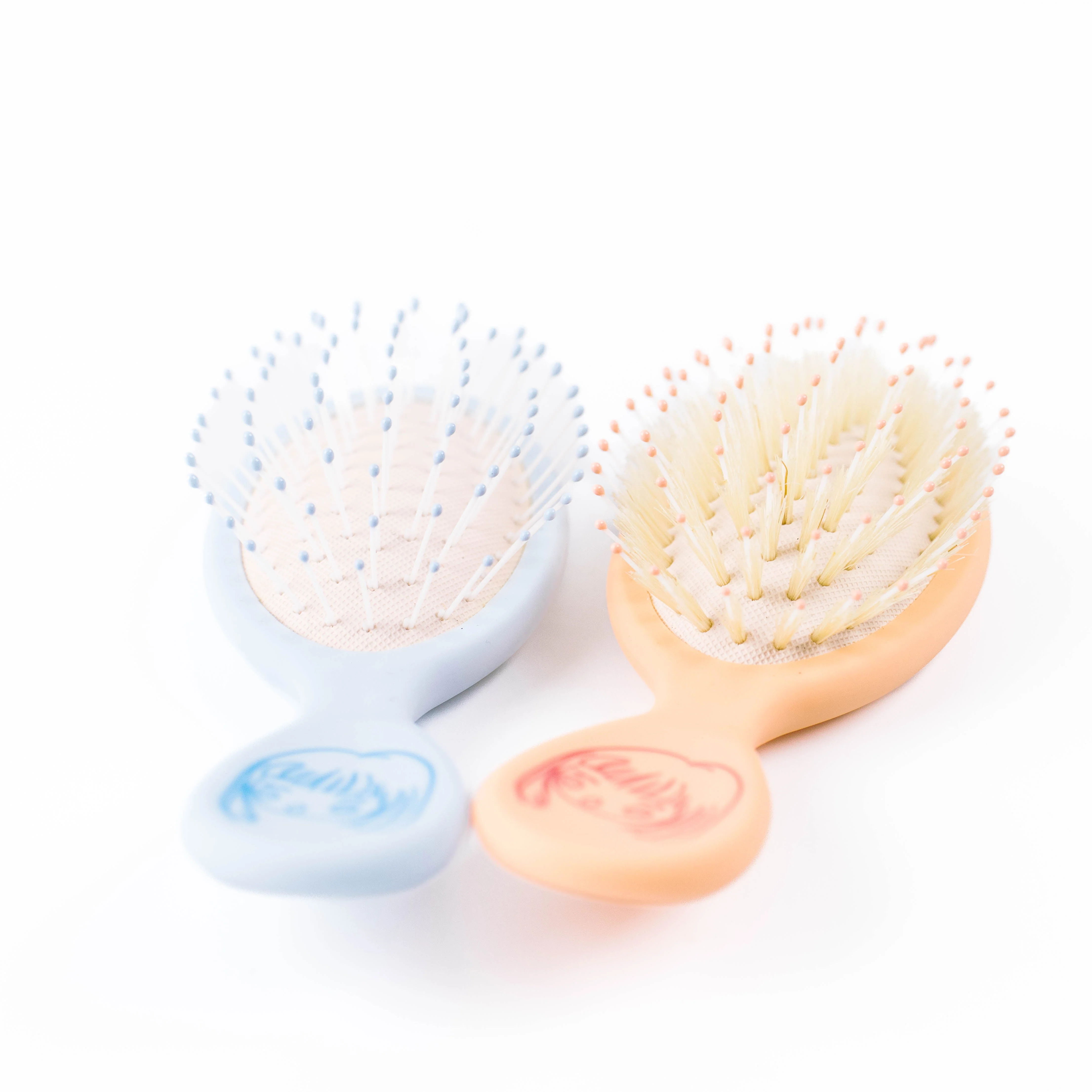 Tina Beauty Mini Cushion Brush - Image 3