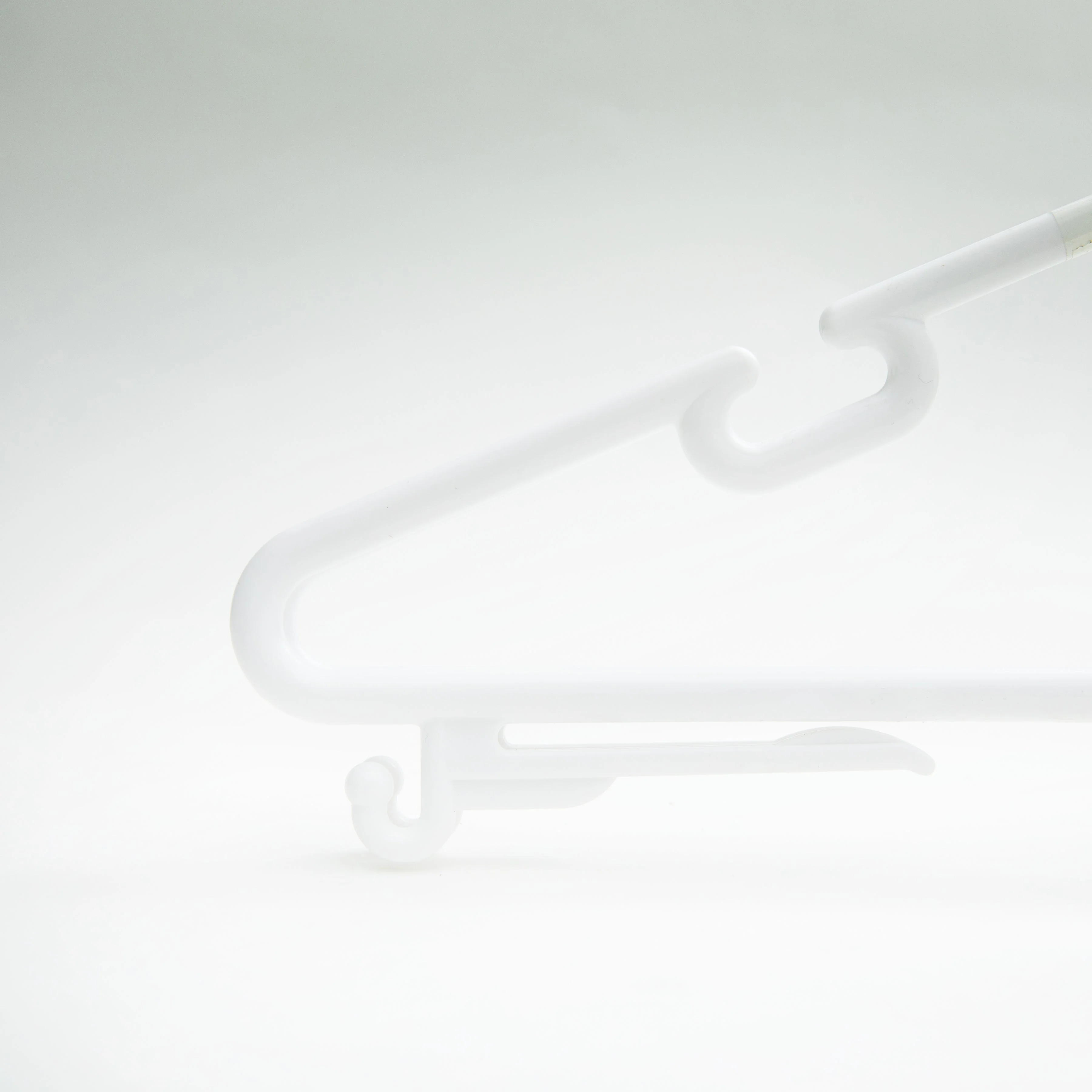 Kokubo Cloak Assist Urban Closet Style Hangers (2pcs) - Image 3