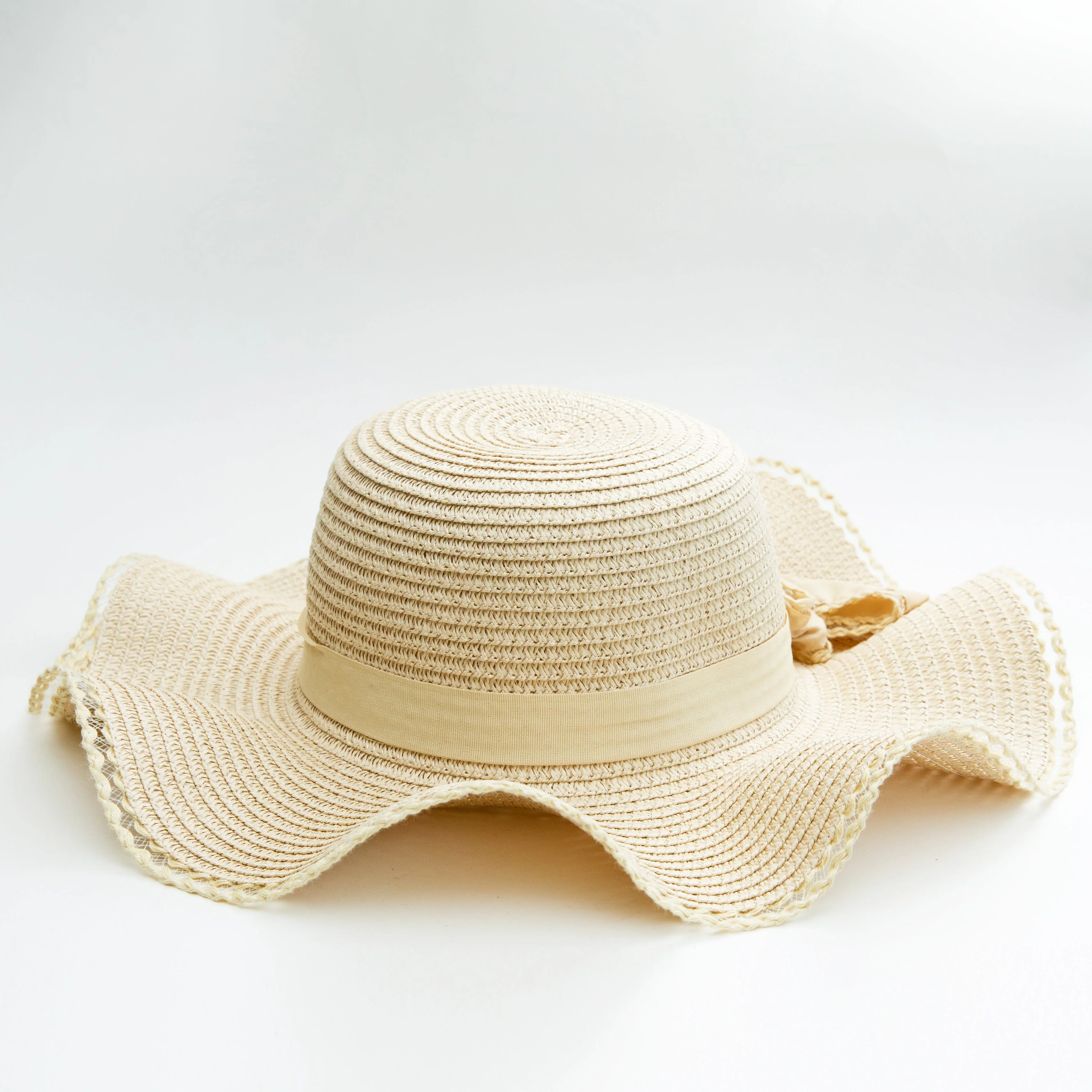 Wavy Ribbon Hat - Image 3
