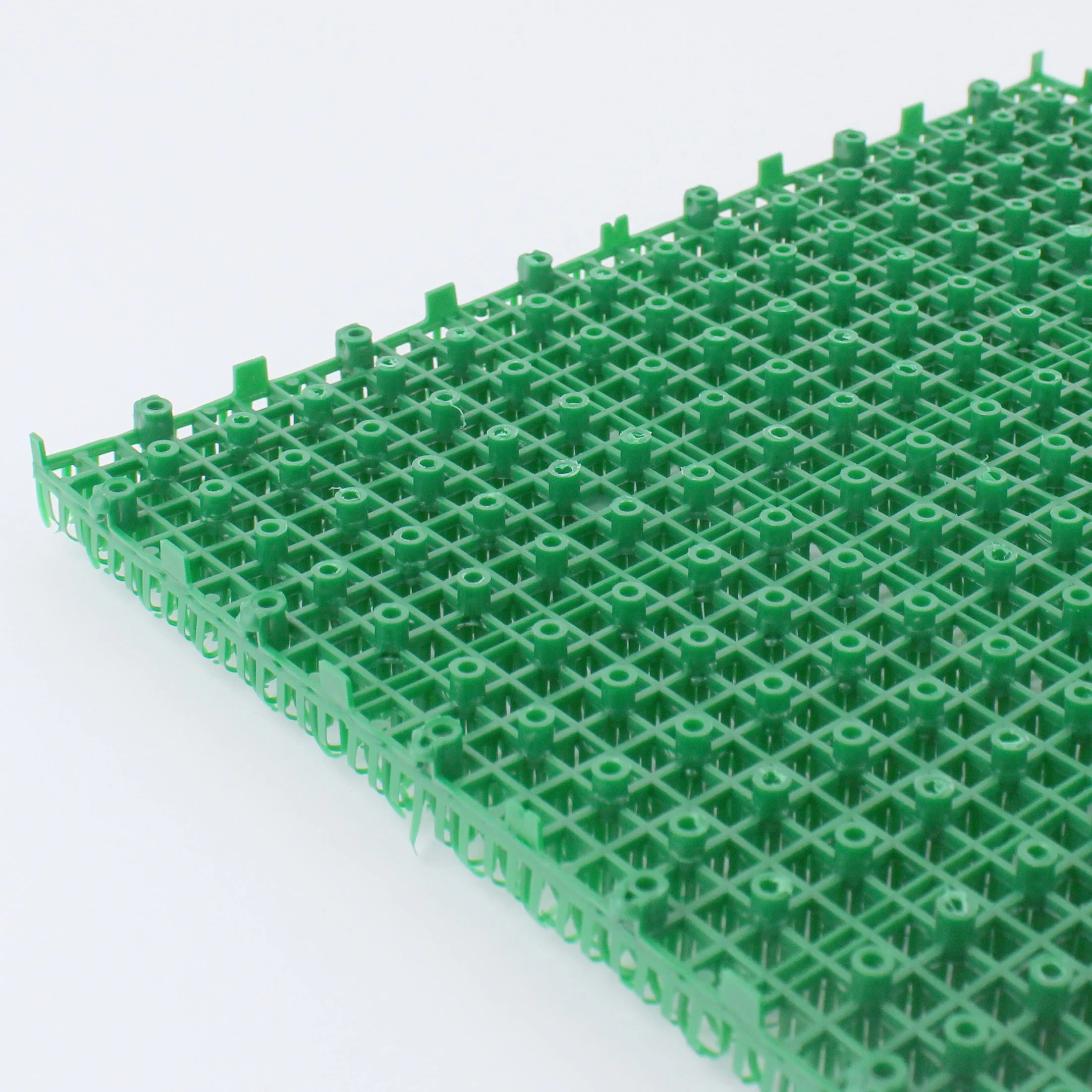 Interlocking Artificial Turf Grass Mat - Image 3