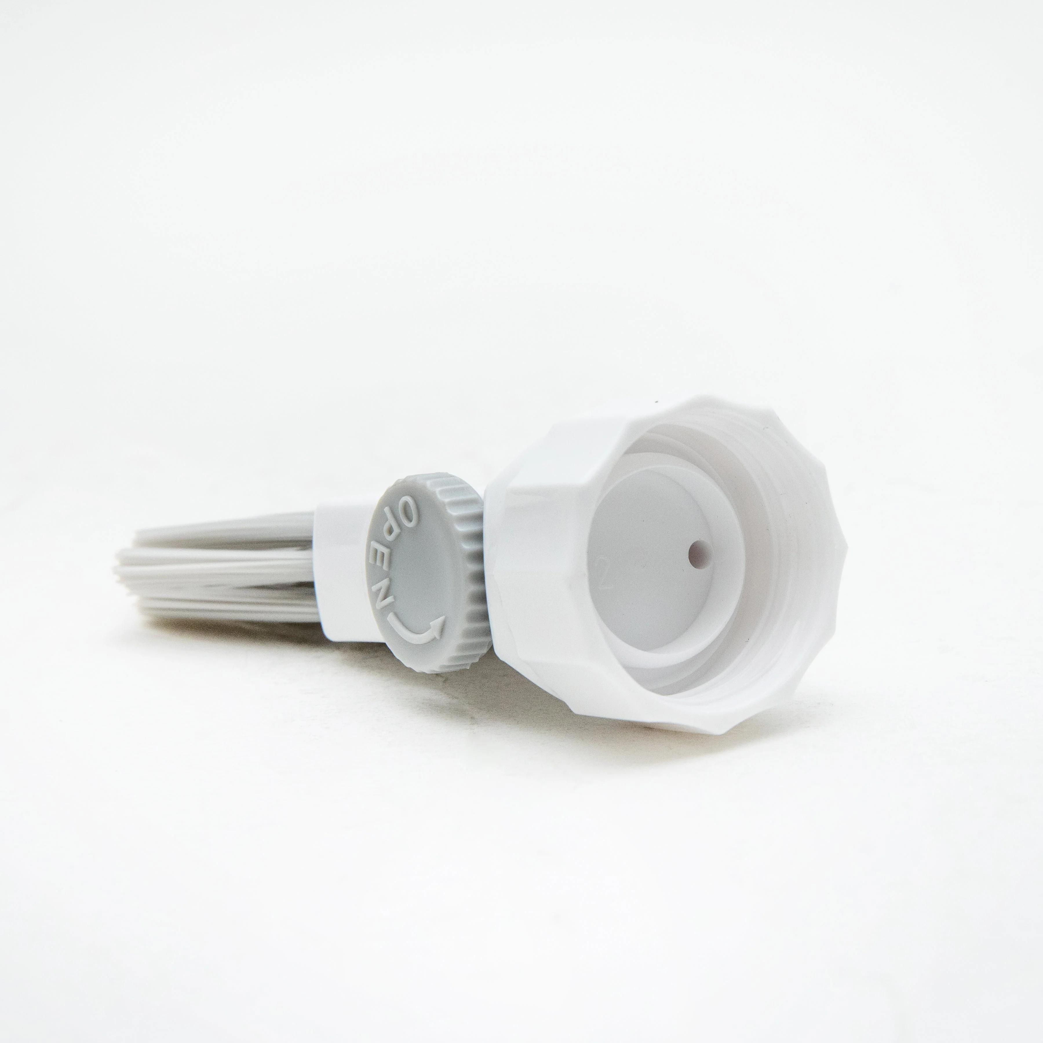 Kokubo Cleaning Brush For Cleaning Corners Corner Brush With Water Valve Attach on Plastic Bottle - Image 6