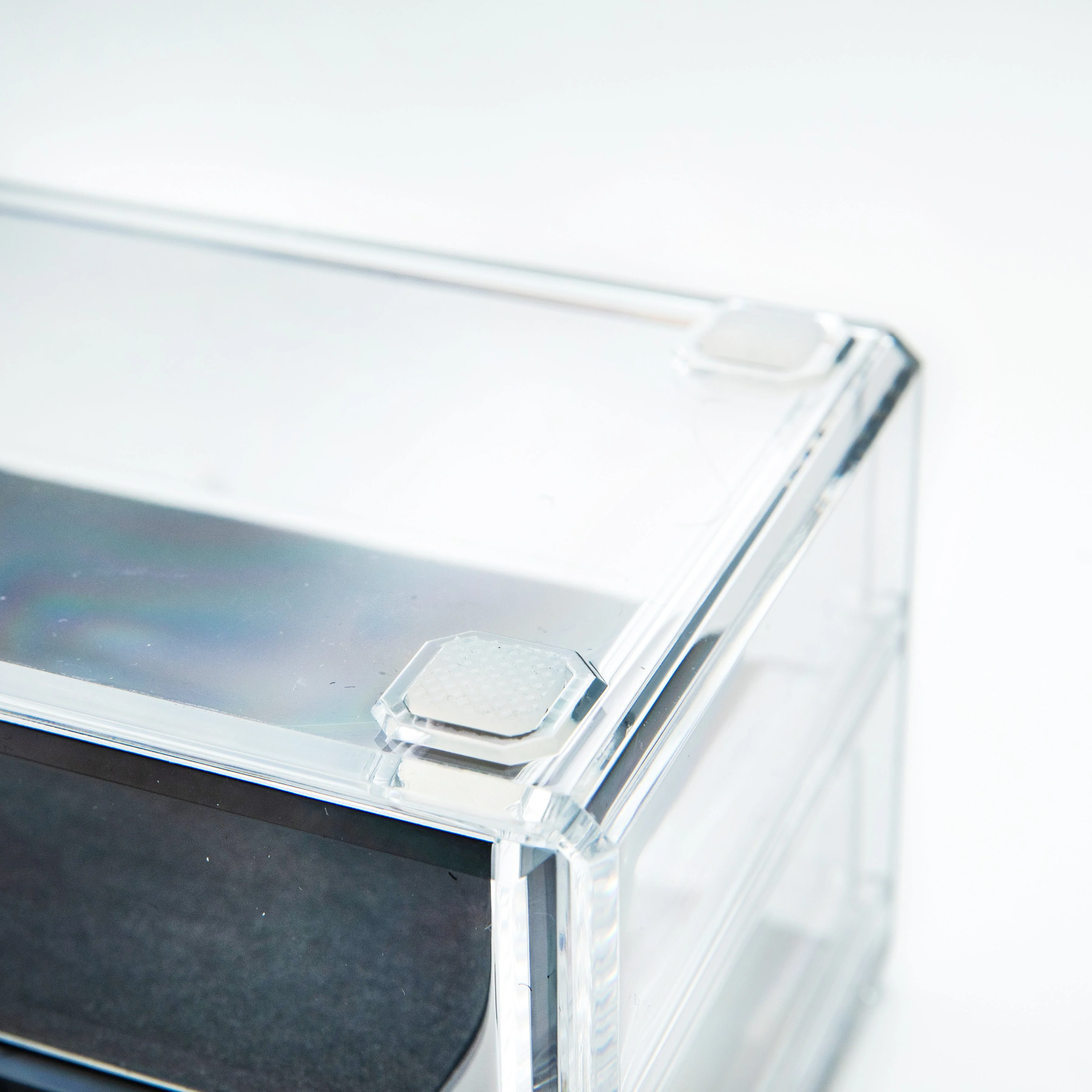 Clear 2-Drawer Flat Cosmetic Organizer with Lid - Image 6