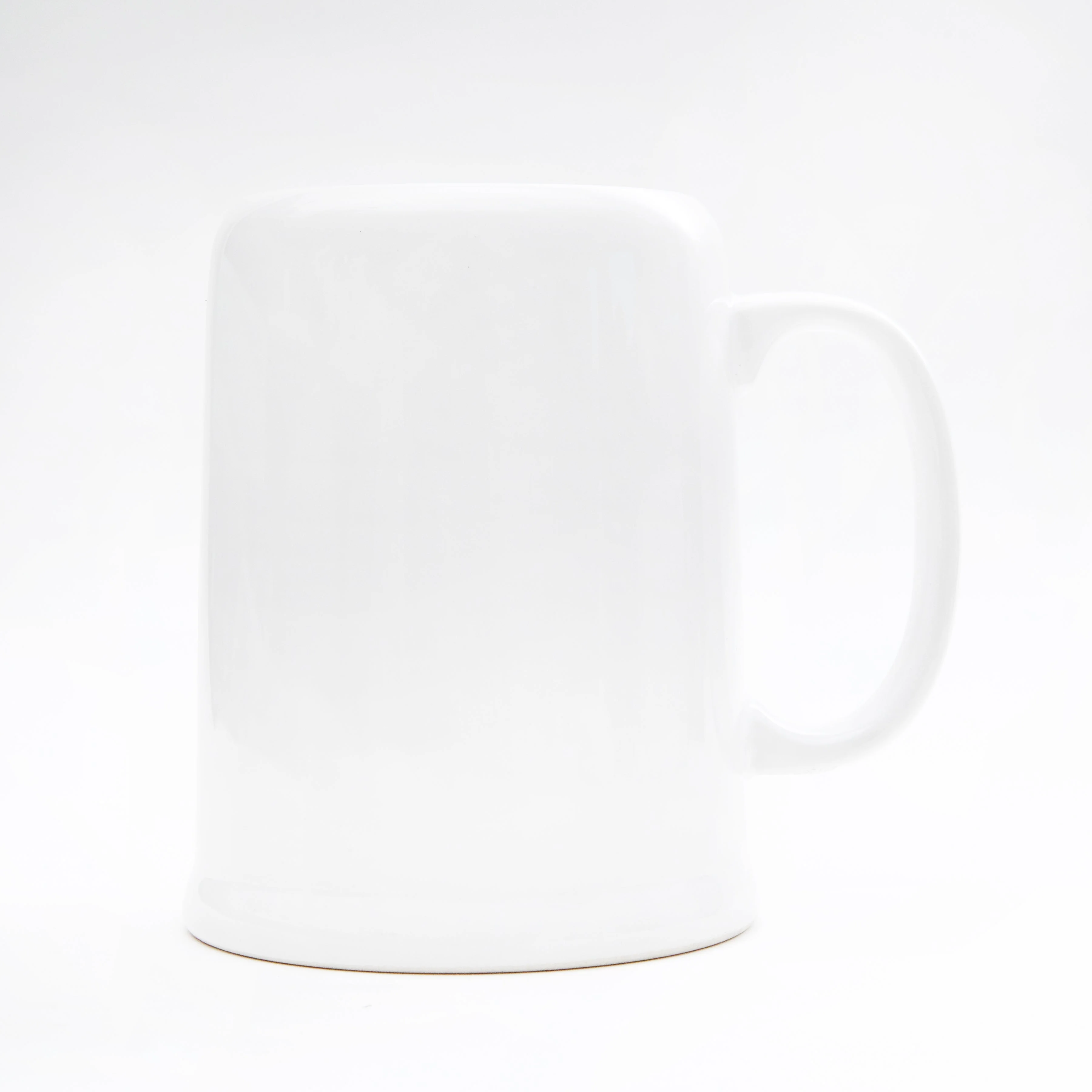Simple White Porcelain Mug - Image 3