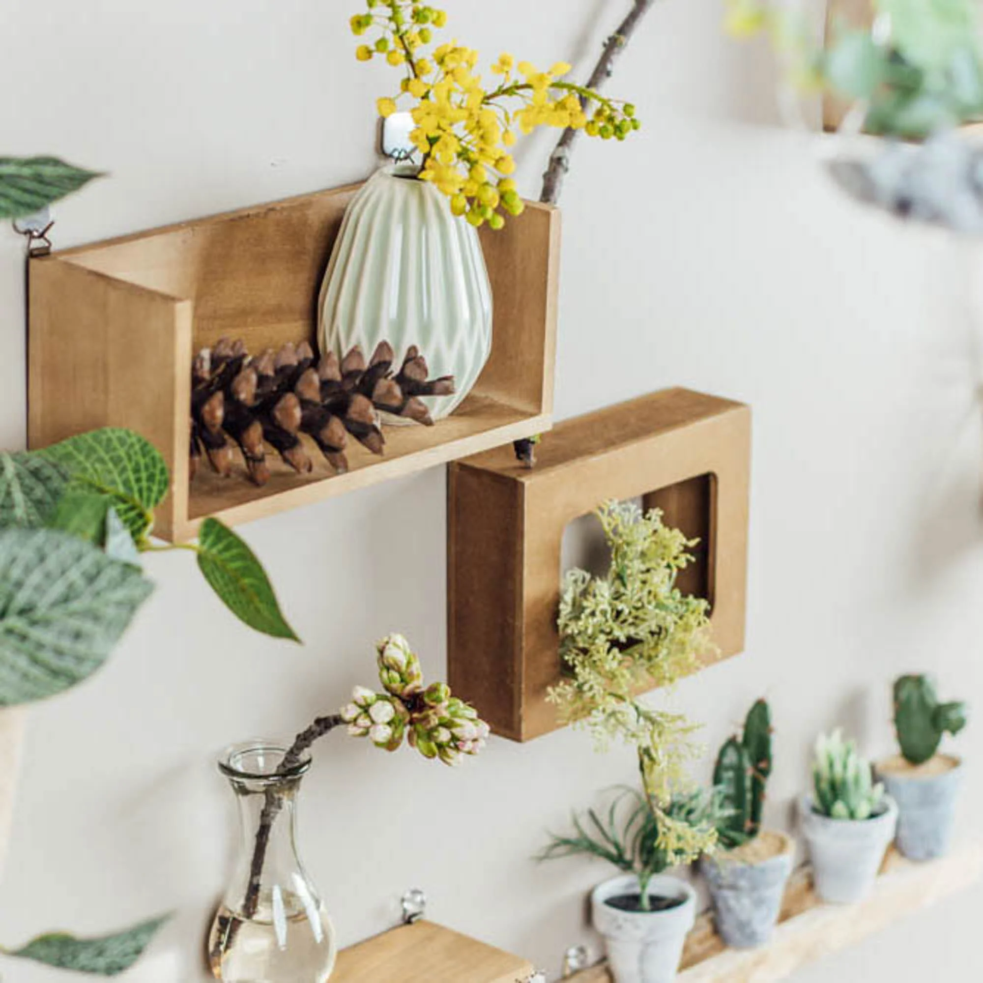Wall Planter (4.3x14.4x11.4cm) - Image 3