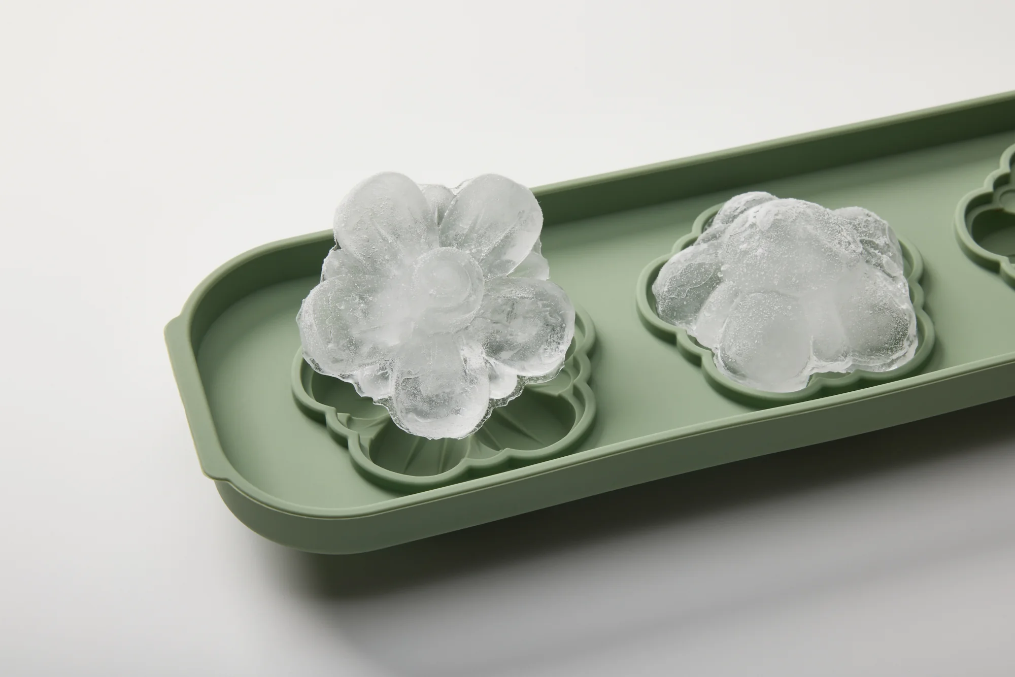 Silipot Silicone Flower Ice Tray Sage Green - Image 10