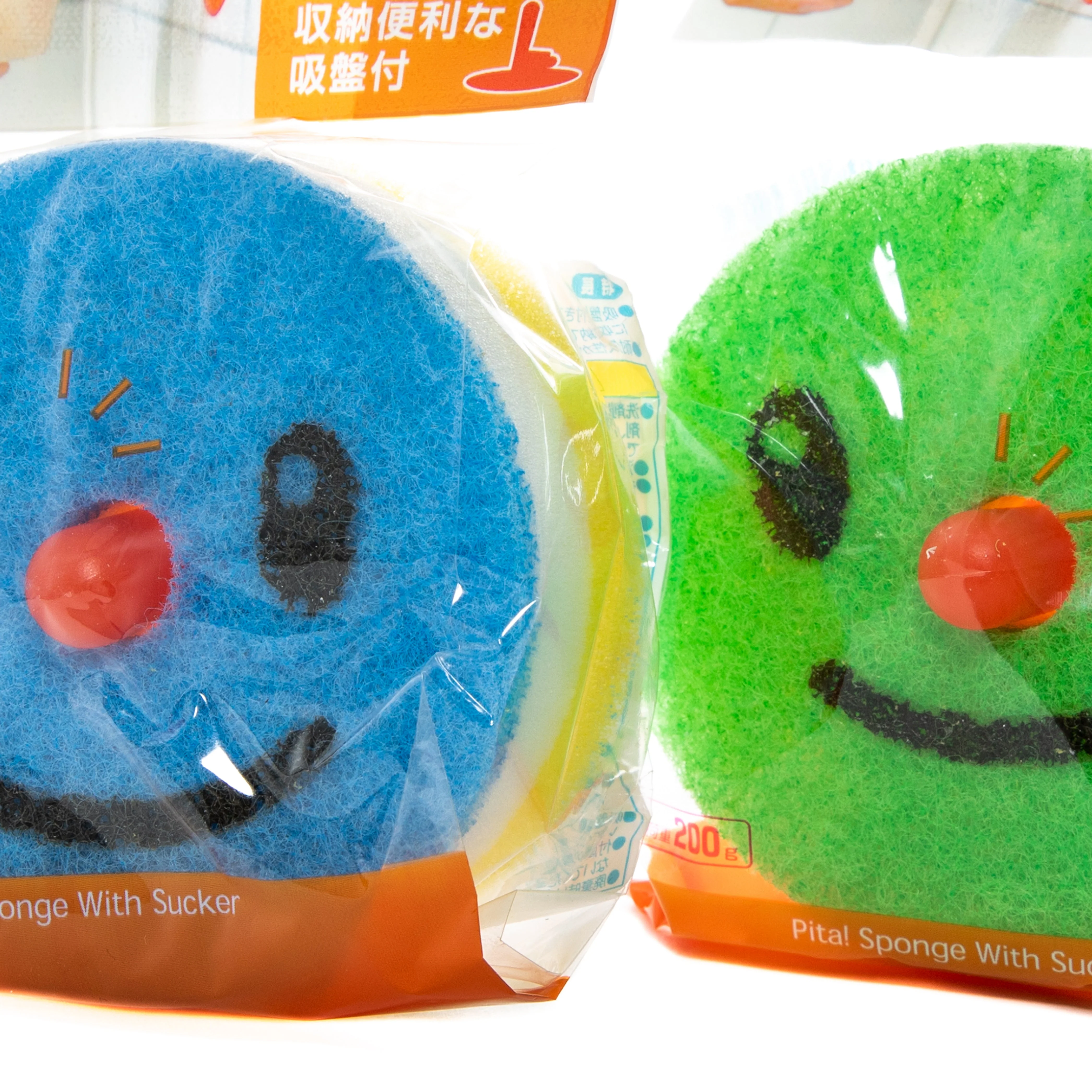 Kokubo Pita Smiley Face Sponge with Sucker - Image 2