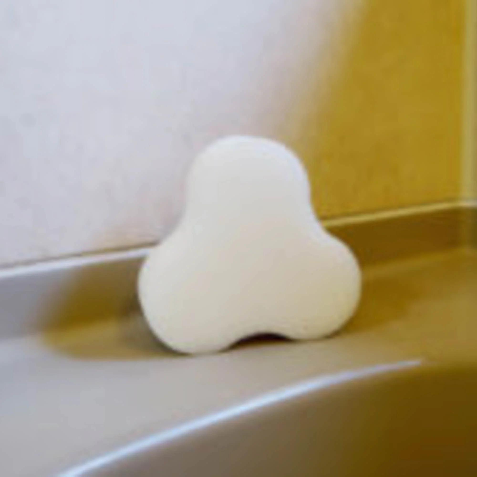 Kokubo Sponge (For Bathtub/ Bathroom) - Image 3