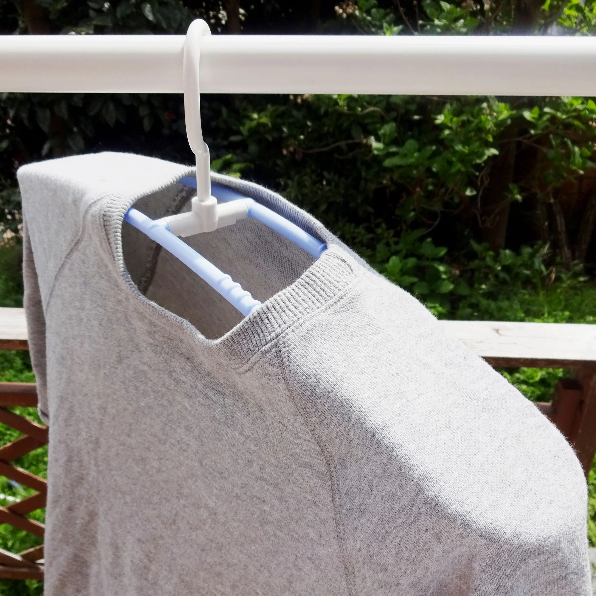 Kokubo Coco Sora Foldable Sweater Hanger with Rotating Hook - Image 2