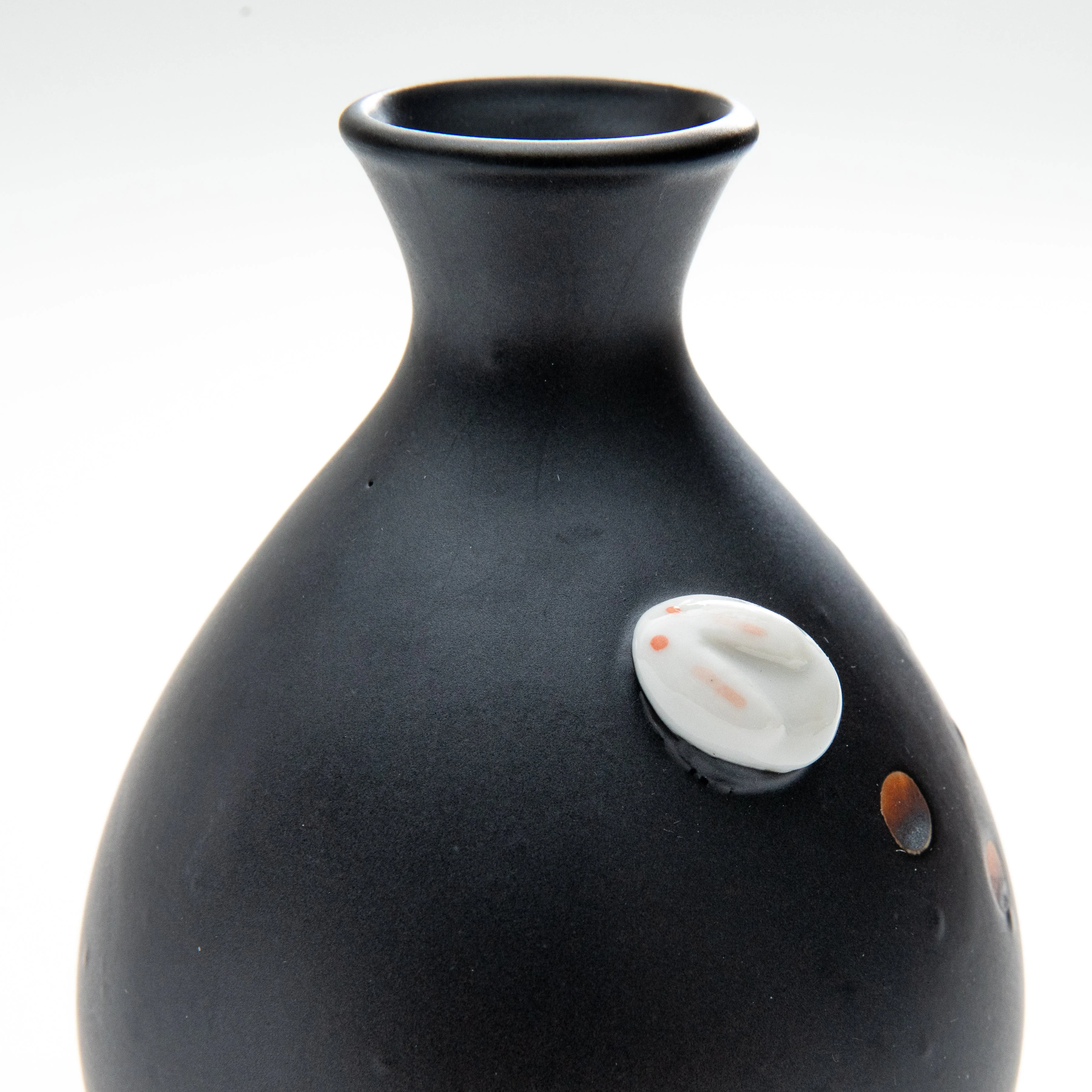 Porcelain Rabbit Tokkuri Sake Bottle L - Image 2