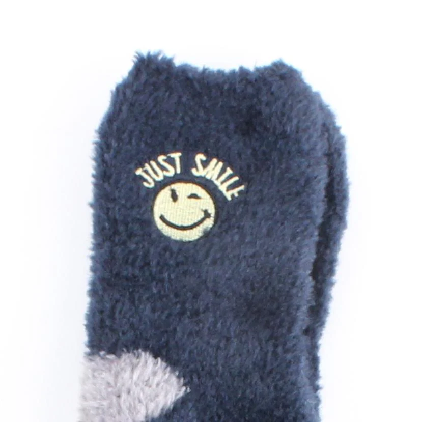 Shaggy Embroidered Smiley Face 22x20cm Socks - Image 2